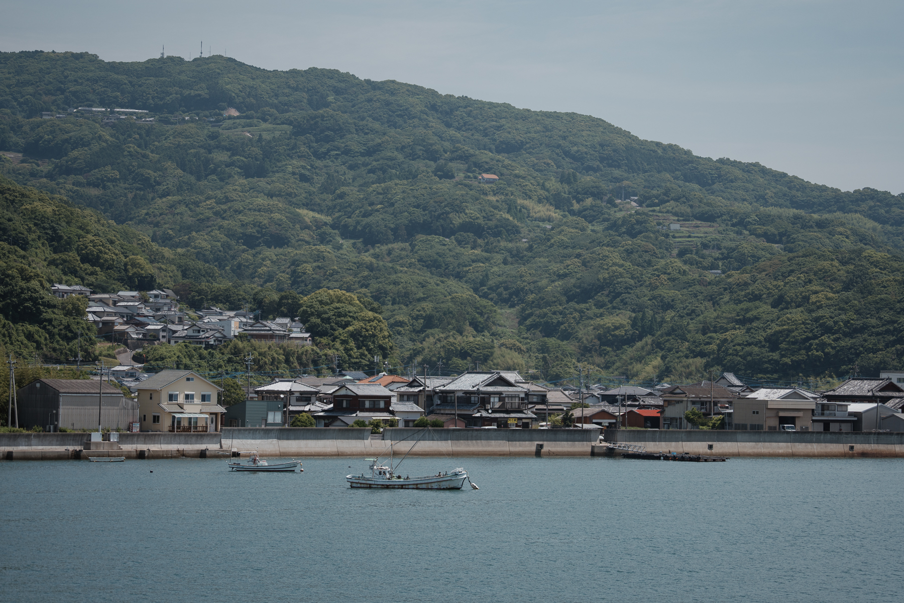 <span style="color: rgb(0, 0, 0);">Minami-shimabara, a city of about 41,000 people in Nagasaki prefecture. This area is known for its agriculture, fishing, and tourism related to historical sites and nature. There are two known churches in Minami-shimabara.</span>